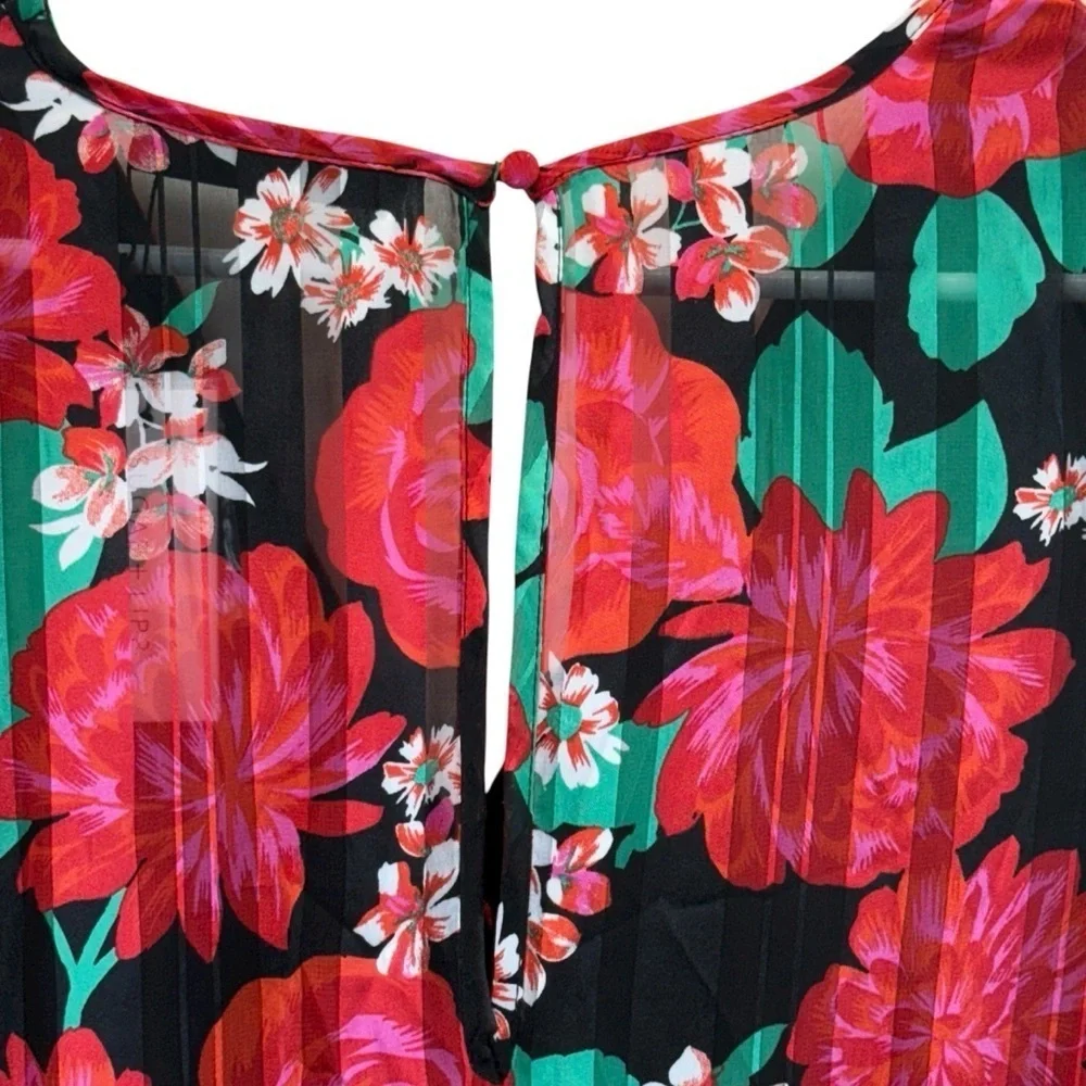 Sugarlips Rosabella Lover Black and Red Floral Romper. Size L
